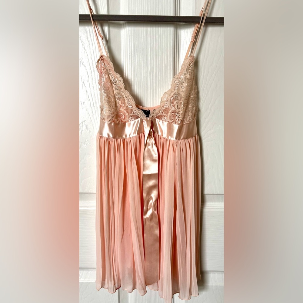 Victoria’s Secret pink lace baby doll Teddy size extra XSmall